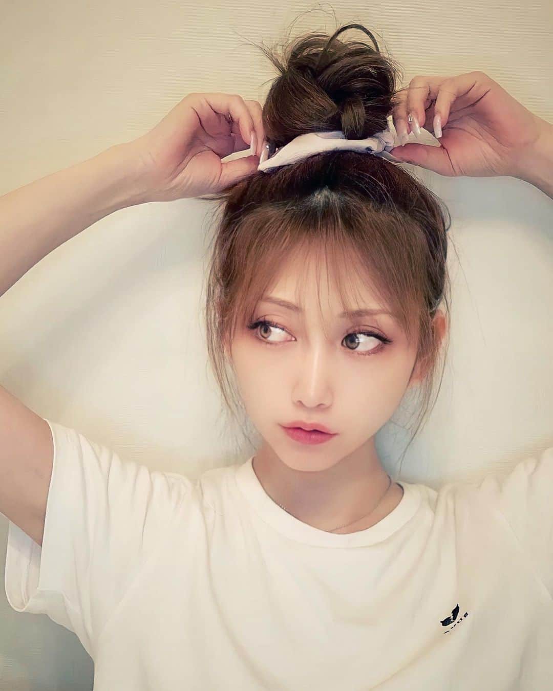 加賀美早紀のインスタグラム：「🌈💛」