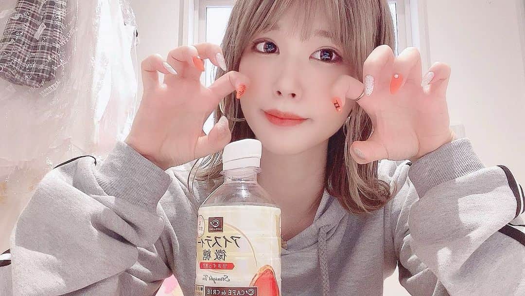 涼宮琴音のインスタグラム：「撮影会ありがとうございました🤍 皆と話してると時間がほんまに あっという間や💦 でもそれだけ楽しいって事やね🥰 次は8/7のオフ会！ 予約して下さった皆様！ 逢えるの楽しみにしてます💗」