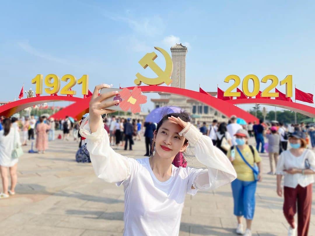 リー・ビンビン（Li Bingbing）のインスタグラム：「🇨🇳」