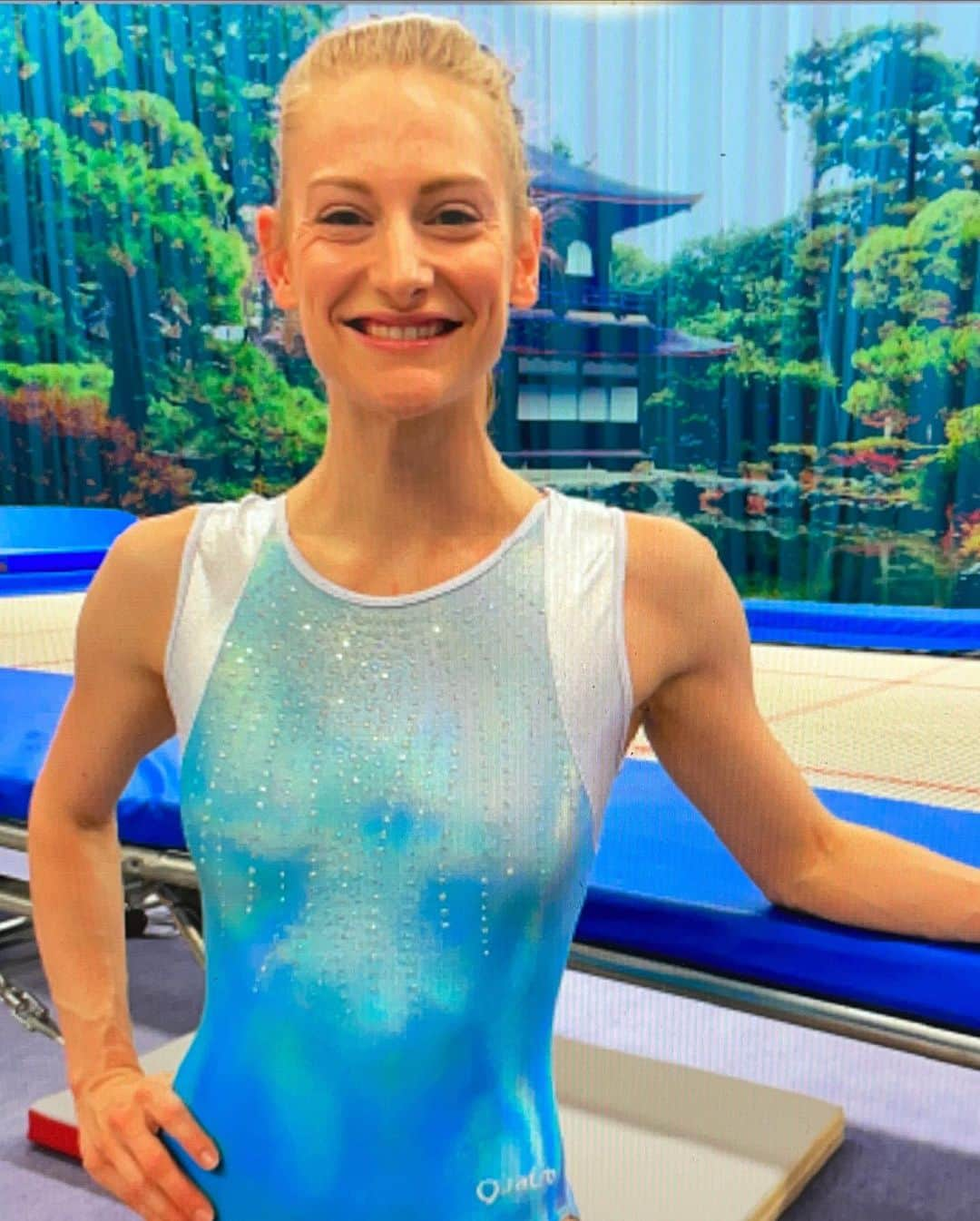 ブライオニー・ペイジさんのインスタグラム写真 - (ブライオニー・ペイジInstagram)「Big shoutout and thank you to my sponsors! (3/3)…  @quatrogymnastics Thank you for providing me with beautiful leotards to train and compete in and for giving me the opportunity to work with your design team and develop my sketches of leotard designs into real life leotard collections! 💕 💕 #BryonyxQuatro 🤸🏼‍♀️🩱」7月12日 0時33分 - bryony_page