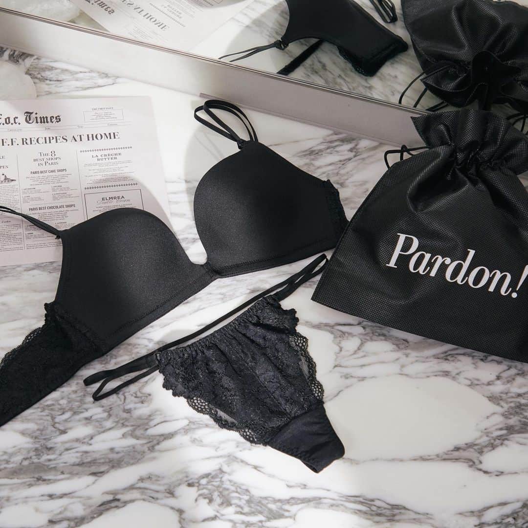 カレンさんのインスタグラム写真 - (カレンInstagram)「MOOD😈💟🔮 ヘルシーに上品に、大人セクシー🖤 @pardon.lingerie  #CYBERJARAN #lingerie」7月12日 19時10分 - cjd_karen