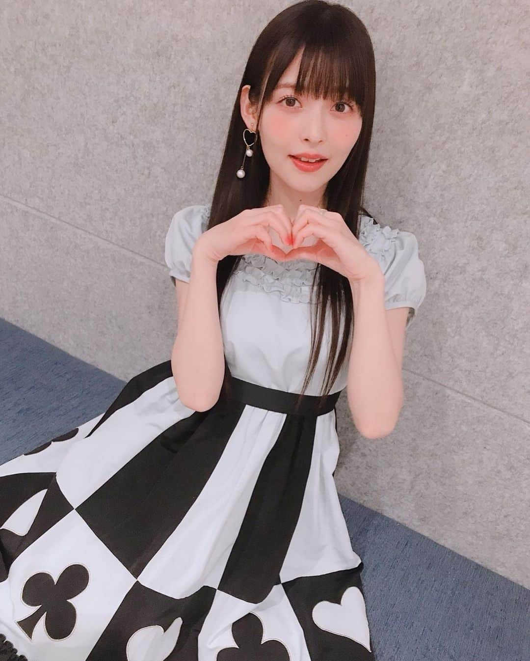 上坂すみれさんのインスタグラム写真 - (上坂すみれInstagram)「Instagramのフォロワー同志が39万人ですって！ さんきゅぅ〜べりーまっち！（モンロー先輩風味）  #上坂すみれ」7月12日 19時26分 - uesaka_sumire