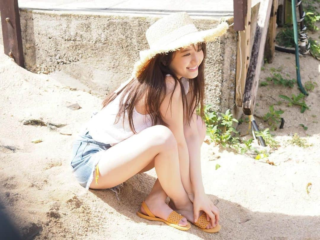 大和田南那さんのインスタグラム写真 - (大和田南那Instagram)「ヤングアニマル発売中🌺」7月12日 20時33分 - nanaowada_official