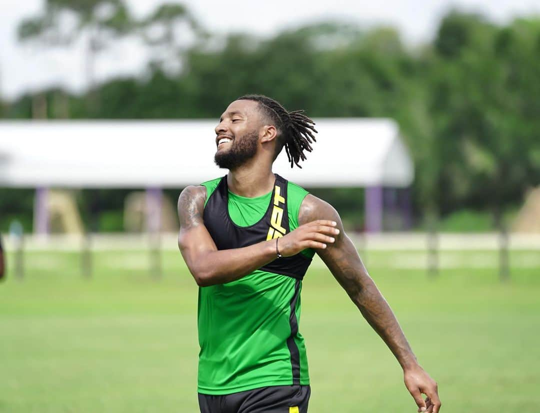 リアム・ムーアのインスタグラム：「Training camp done, vibes good in camp. Now it’s down to business @jff_football @goldcup」