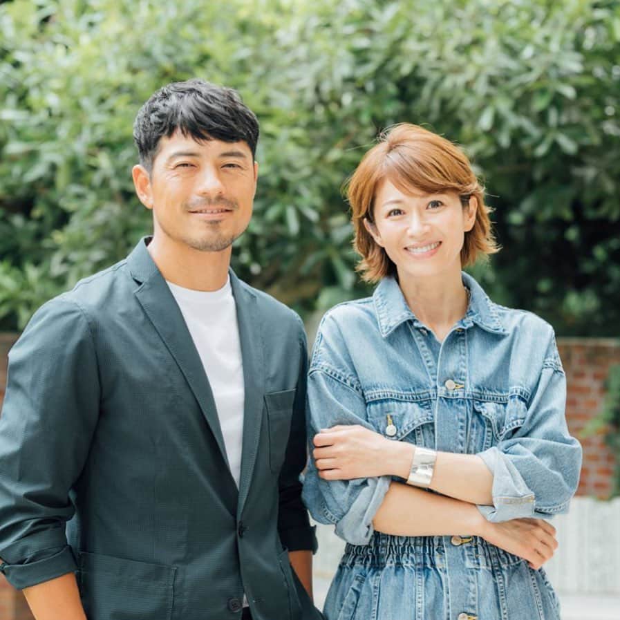 畑野ひろ子のインスタグラム：「この度、FYTTE（@fytte_jp ）とGetNavi web（@getnavi_magazine）の主催する「#カラダココロ整うプロジェクト」に夫婦でアンバサダーとして就任することになりました。 このプロジェクトは、「おうち時間」が増えたことで変わったヘルスケアの新しいあり方を探り、パートナーと一緒にカラダとココロを整えていこうというものです。3か月間にわたり、新しい時代のヘルスケアに私たちもチャレンジしていきます。詳細はFYTTE（@fytte_jp）のプロフィール欄のURLをチェックしてみてください。初回は私たち夫婦の意気込みインタビューが載っています😊」