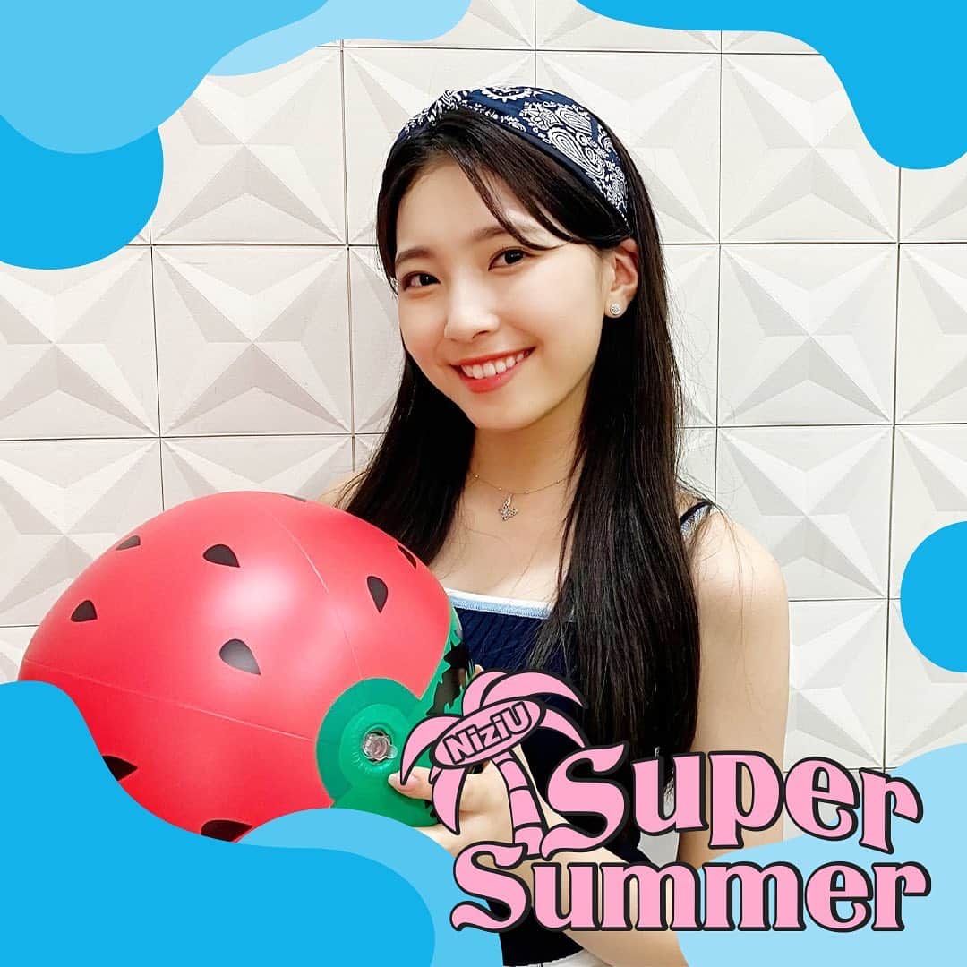 Niziさんのインスタグラム写真 - (NiziInstagram)「NiziU「Super Summer」out now  🐬MAYUKA🐬  WithU✨ 「Super Summer」の曲のなかで 一番好きな部分はどこですか～？🐟  #NiziU #Super_Summer #MAYUKA」7月13日 20時00分 - niziu_info_official