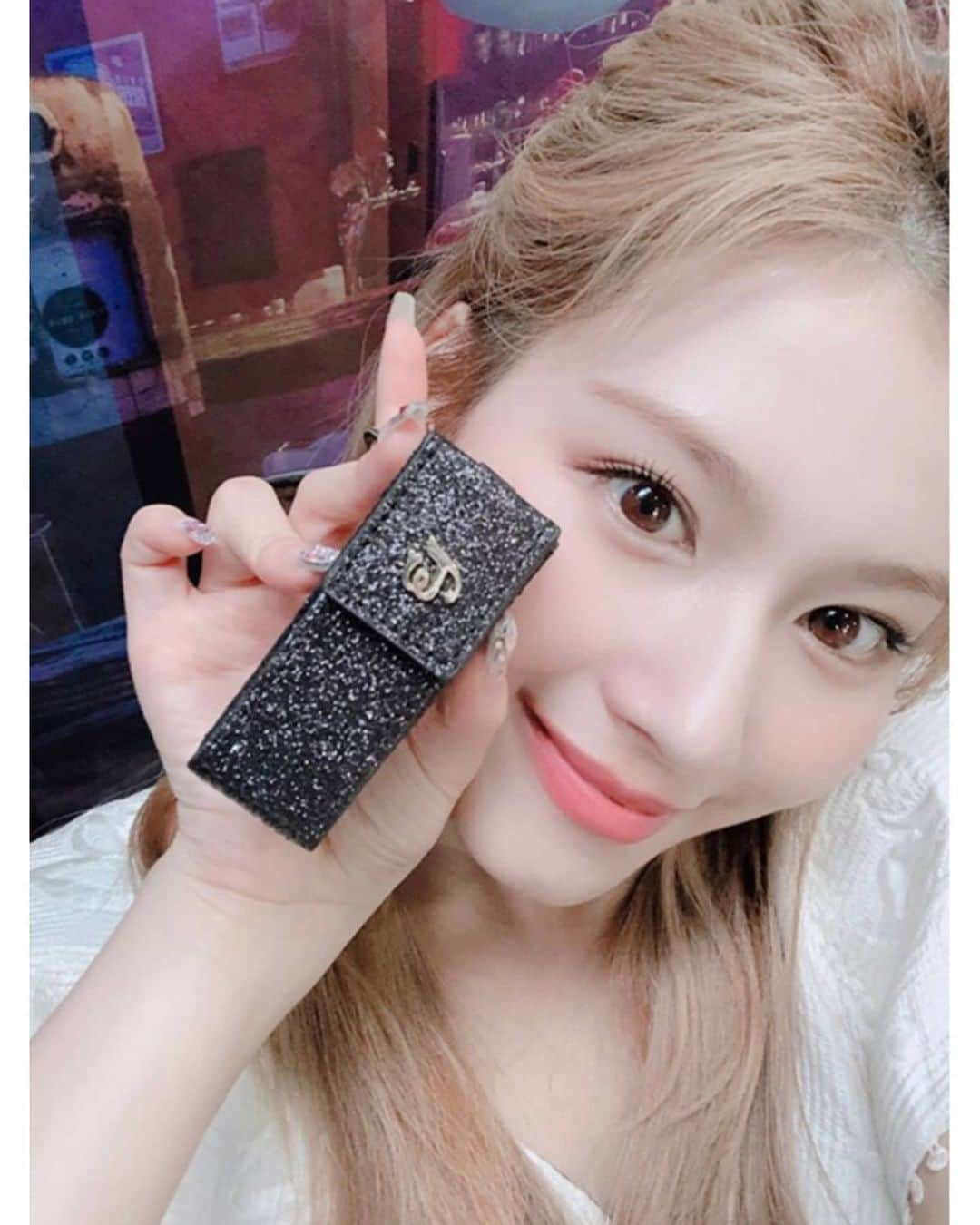 サナさんのインスタグラム写真 - (サナInstagram)「🥰💞 ーーーーーーーーーー Follow > @sana.twice.kr < . @twicetagram #TWICE#트와이스#ONCE#Sana#사나 #Nayeon#나연#Jeongyeon#정연#Momo#모모#Jihyo#지효#Mina#미나#Dahyun#다현#Chaeyoung#채영#Tzuyu#쯔위」7月13日 12時25分 - sana.twice.kr