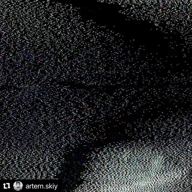 Hajime Kinokoのインスタグラム：「#Repost @artem.skiy with @make_repost ・・・ Sneak peek of my collaboration with @kinoko_shibari   Starring: @yusura_circus   Produced by: @rpm.tokyo  Exec. Producer: @zak.shibuya  Art Director: @kinoko_shibari  Film Director: @artem.skiy  Lighting Director: @yosuke.shimada.37  AC: @gucci.lunch  Makeup: @kanako_makeup  PA: @parasit7777  Supported by: @strategyset  Music: @_tsuruda_   // noise of the portal  rpm.studio/metatokyo   #shibari #glitch #sexy #analog #broken #japanese #glitchartistcollective #tokyometa #shibari #hajimekinoko」