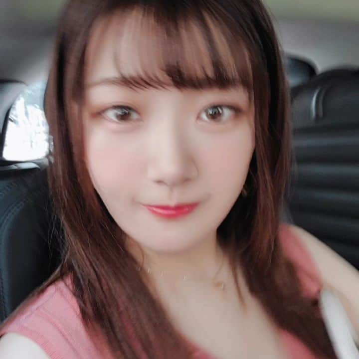 のインスタグラム：「今日好きなメイクさんに久しぶりにお会いできてご機嫌えなっちです😏 可愛くしてもらったから動画撮った〜❤❤❤」