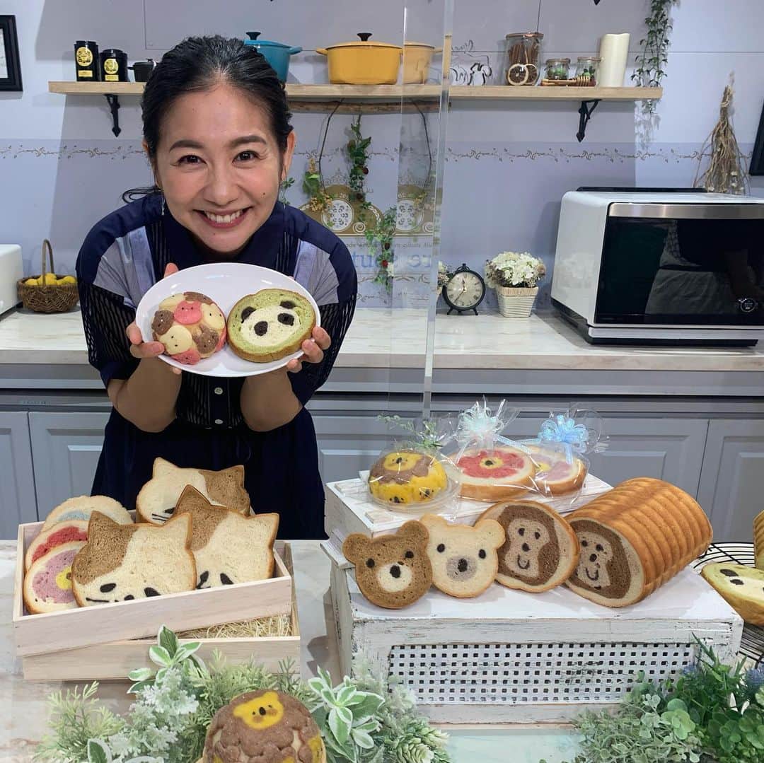 関根麻里さんのインスタグラム写真 - (関根麻里Instagram)「Thank you @elly.hana and @konel_bread 😆✨💕！！！  @elly.hana さん @konel_bread さん ありがとうございました！とても楽しかったです😍  番組はこちらでご覧いただけます！ You can watch the program on this website↓  https://www.jibtv.com/programs/explore_japan/20210709.html  #NHKWorld #Japan #InnovativeJapaneseBread」7月13日 13時42分 - marisekine