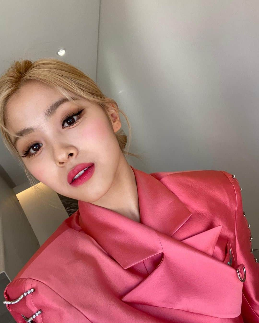 ITZYさんのインスタグラム写真 - (ITZYInstagram)「Pink💕」7月13日 14時05分 - itzy.all.in.us