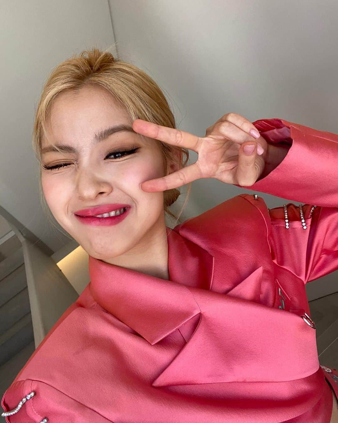 ITZYさんのインスタグラム写真 - (ITZYInstagram)「Pink💕」7月13日 14時05分 - itzy.all.in.us