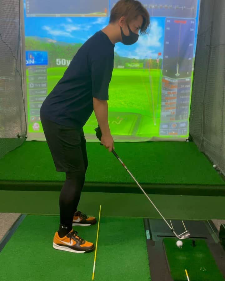 石黒英雄のインスタグラム：「⛳️レッスン2日目‼︎ 振りは小さく。一歩一歩‼︎💪」