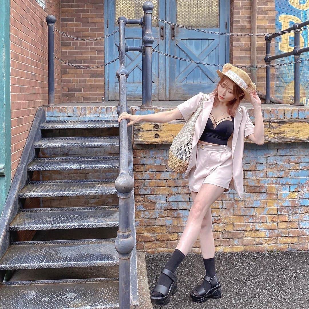 春咲ひなたのインスタグラム：「🧸🤍💭 . #ディズニーコーデ#ダッフィー #でぃずにーしー」