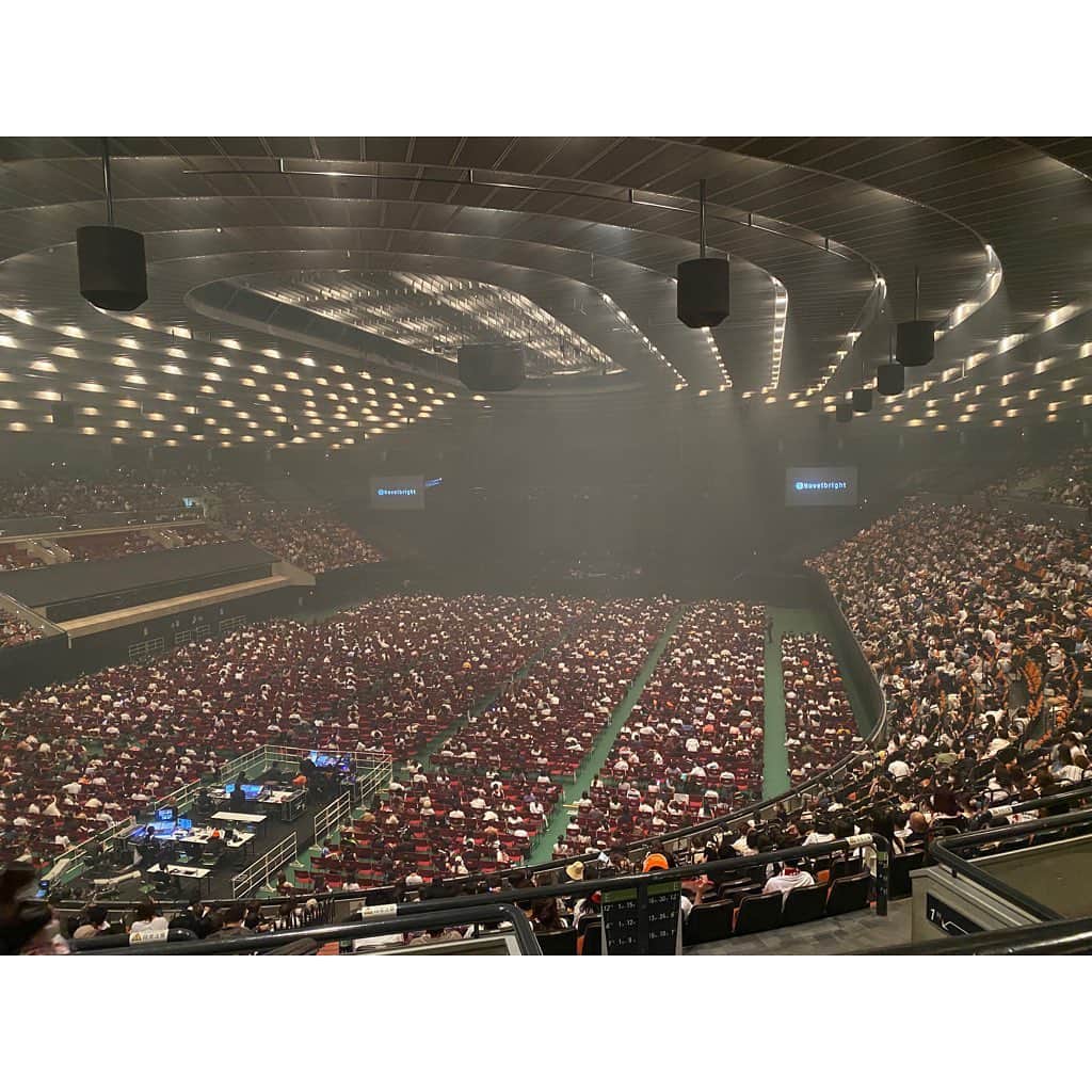 佐知子さんのインスタグラム写真 - (佐知子Instagram)「ノーベルブライトの 初大阪城ホールワンマンライブに行ってきました！！  歌や曲ももちろん良かったですが、バンドメンバーに対する想いや、大阪城ホールに対する想いの詰まったMCも最高でした！  生で聴く　ツキミソウ　は本当に感動しました😭💓  またみに行きたいです😎 #novelbright  #ノーベルブライト #ノーブラ #竹中雄大」7月13日 17時44分 - sachiko_allpro