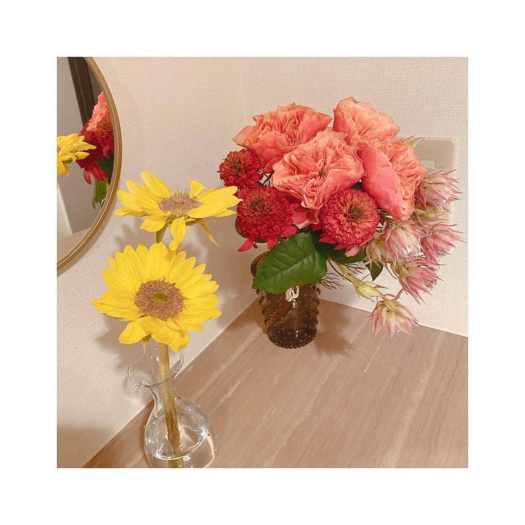 トリンドル瑠奈のインスタグラム：「🌻🌺🌷🏵🌹🌸」