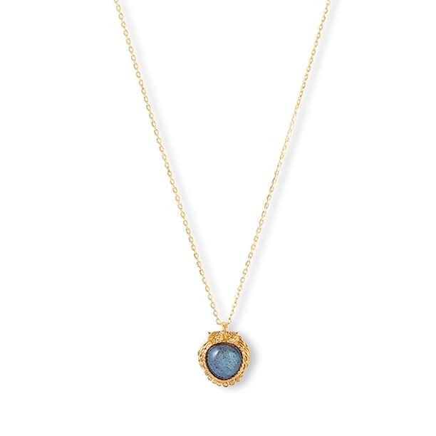 ageteさんのインスタグラム写真 - (ageteInstagram)「. 【Styling】 ⁡ アガットならではの トリプレットストーンの ネックレスをメインに 少し青みのあるべリルと合わせた 大人っぽい色石の ニュアンスコーディネート。 ⁡ ⁡ #agete #jewelry #accessory #necklace #pierce #charm #labradorite #shell #kyanite #beryl #goldaccessory #colorstone #stonejewelry #newarrival #アガット #ジュエリー #アクセサリー #ネックレス #ピアス #チャーム #ラブラドライト #シェル #カイヤナイト #ベリル #ゴールドアクセサリー #色石 #天然石 #ストーンアクセサリー #トリプレットストーン #新作」7月13日 18時00分 - agete_official