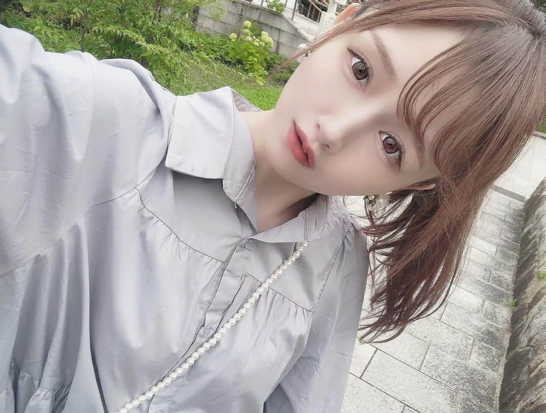 yuu__aaaのインスタグラム：「. . お散歩〜🌼 . TikTok載せたのでよかったら みてください❤︎ . . #ポニーテール#ポニテ#ワンピース#ONEPIECE#ootd #today#カラコン#メイク」