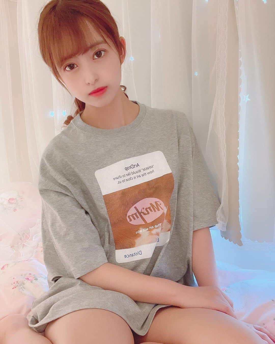 桜もこさんのインスタグラム写真 - (桜もこInstagram)「以前コラボしたMNKMさんのTシャツ💗  #mnkm #Tシャツ#👕 #グレー#japanesegirl #japanesemodel #instagood #instagram」7月13日 21時26分 - mokochan319