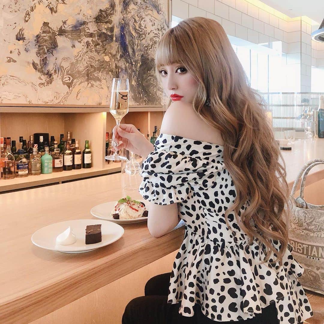 桜井莉菜のグルメインスタ