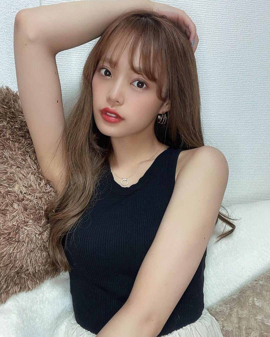 のインスタグラム：「皆んな忙しい中 with live予約してくれてありがと😭💗 ⁡ うちの小さな変化だったり、 好きなもの覚えてくれてたりして 本当に嬉しかったよーう🥺✨ 愛しかない🥺🥺 ⁡ 夢でも会おうね🤫🌹 ⁡ #cyberjapan#cyberjapandancers#cjd_serina」