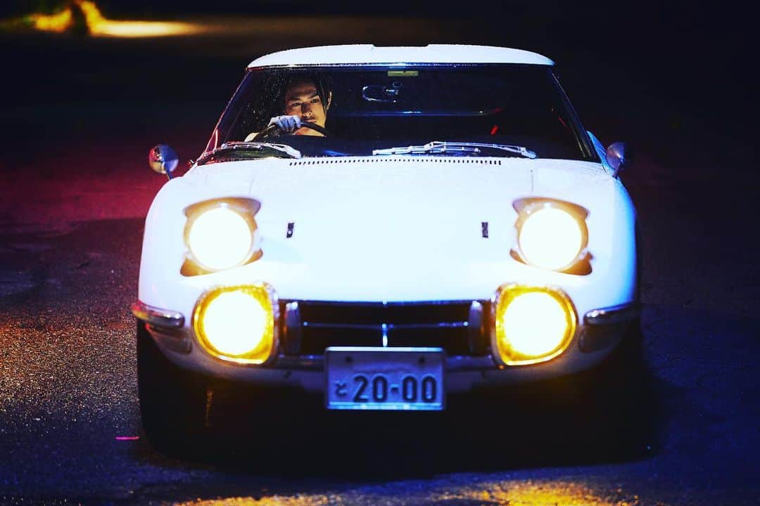 今市隆二さんのインスタグラム写真 - (今市隆二Instagram)「Highway to the moon   @offi.sakura  #RYUJIIMAICHI #今市隆二 #CHAOSCITY #2000GT」7月14日 13時49分 - jsbryuji_official