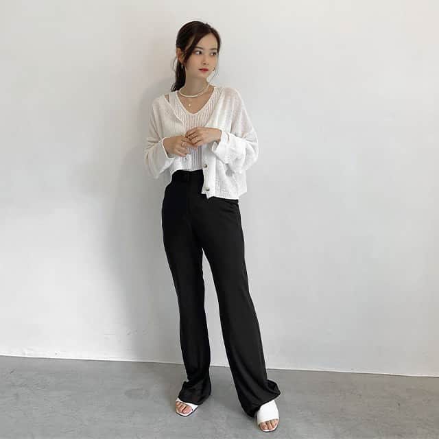 青山舞莉のインスタグラム：「MADISON KAI  the 2nd  夏服追加されました🤍まだチェックしていない方はぜひ私のプロフィールのリンクから見てください！かわいい夏にぴったりな服たくさんセレクトしたのでぜひゲットしてね。 いつもみんなありがとう🥺🤍  #nugu #nugustyle #madisonkai #ミーコーデ」