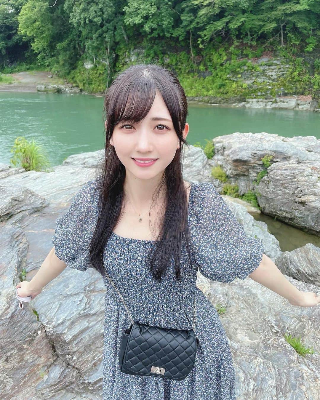 のインスタグラム：「. . オフ感いっぱいな写真を更新 … 𓈒𓏸 ☽︎」