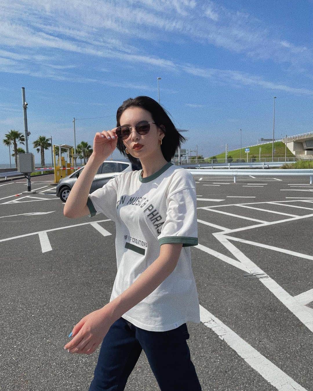 Nagomi（なごみ）さんのインスタグラム写真 - (Nagomi（なごみ）Instagram)「夏は黒髪ショートが好き👖💙」7月14日 19時19分 - __nagomi32__