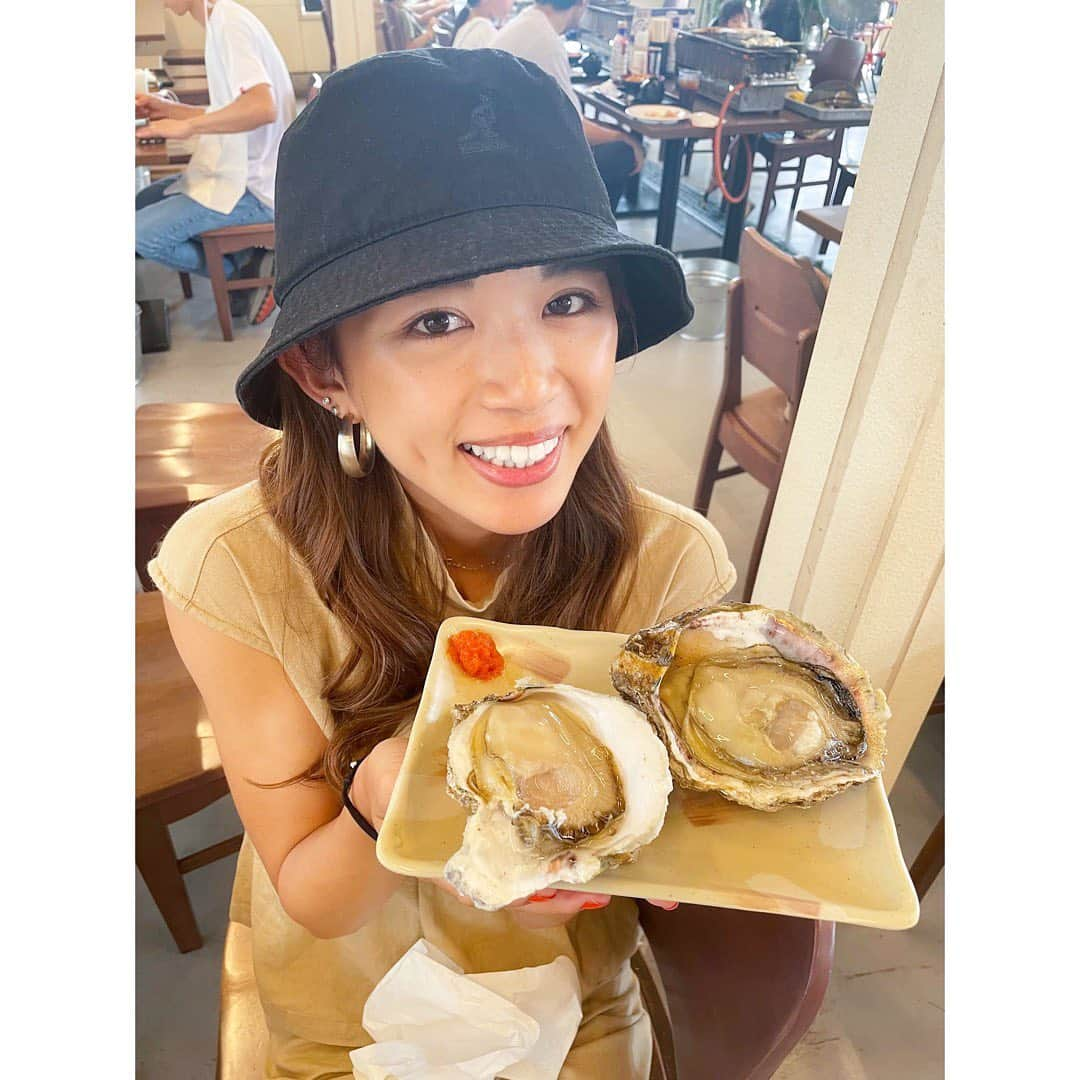 坪井ミサトさんのインスタグラム写真 - (坪井ミサトInstagram)「. . 久々に美味しい牡蠣食べたときの💓 . 緊急事態宣言終わったら たらふく食べに行きたい🤤🥺 . みんなのお家時間の過ごし方は 何ですか？？😬😬 . . #off #dayoff #海鮮 #food #kangol #fashion #summer #run #running #fitness #fitnessgirl #野球 #野球女子 #golf #golfgirl #ゴルフ #sport」7月14日 19時51分 - misato1030