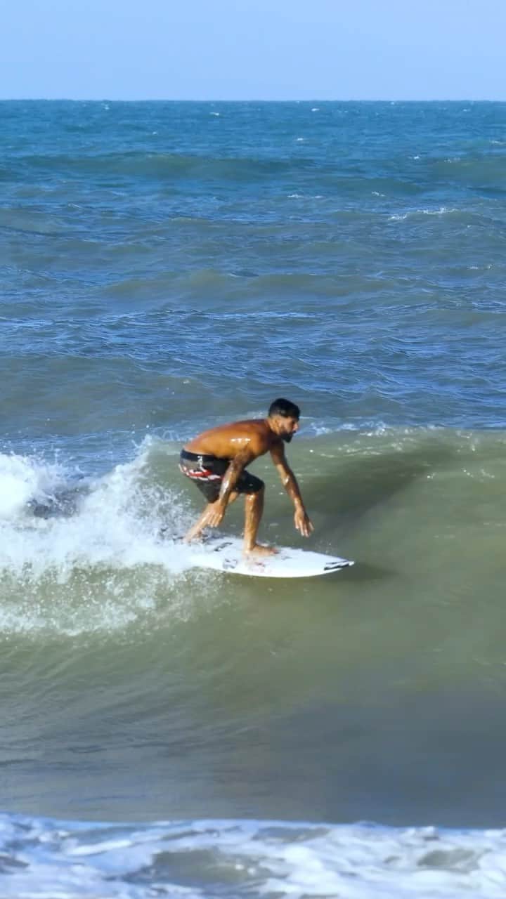 イタロ・フェレイラのインスタグラム：「Fala pa mimmm omiii! 🔥 #surf」