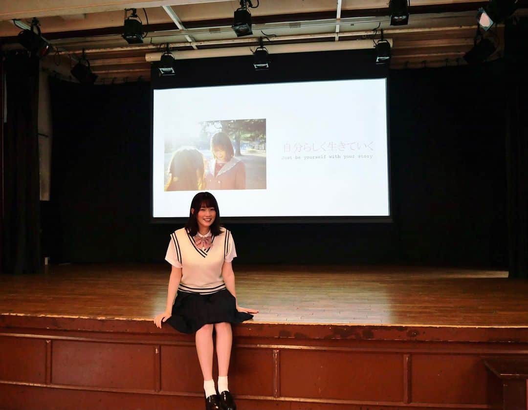西原さつき（さつきぽん）のインスタグラム：「* ⁡ 京華女子中高さんでお話ししてきました🌸 女子校、憧れてたのですごく楽しかったなぁ😭✨ 学校がお休みなのに来てくれた生徒の皆さま、本当にありがとうございました！最後にたくさん話せて良かったです。またいつの日か……🙌  #京華女子  #講演会」