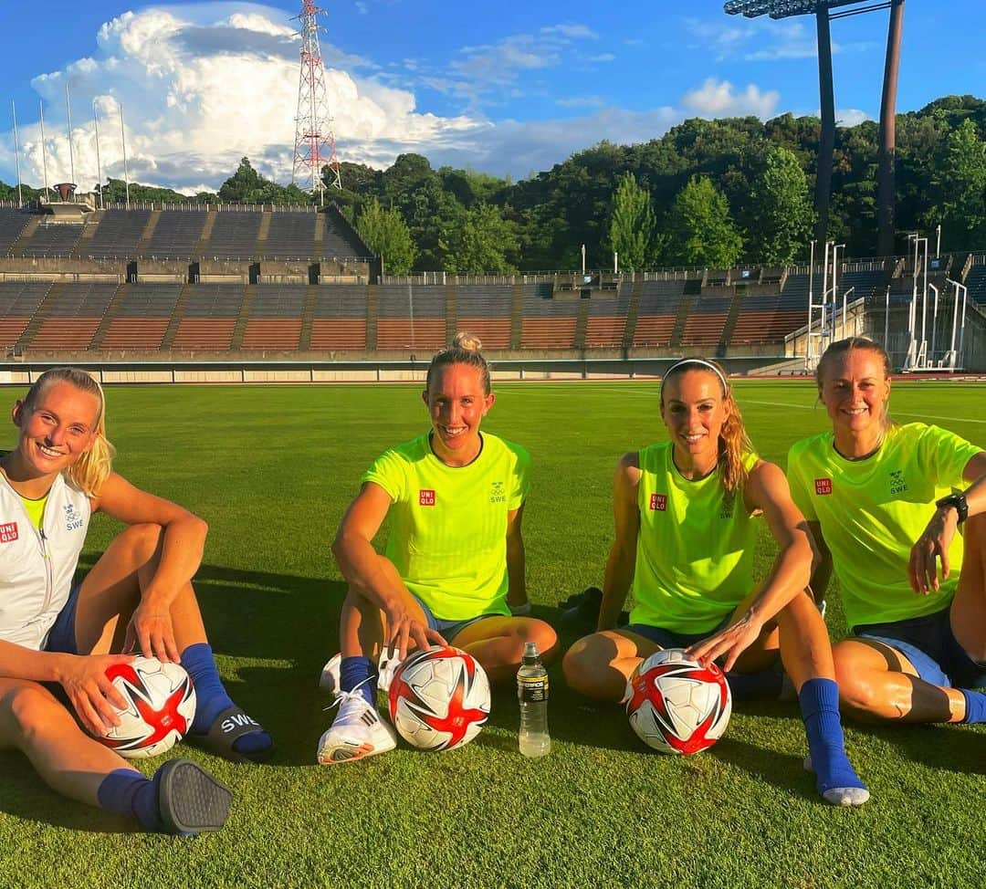 コソヴァレ・アスラニさんのインスタグラム写真 - (コソヴァレ・アスラニInstagram)「Golden hour training 💦🌅」7月14日 22時26分 - asllani9