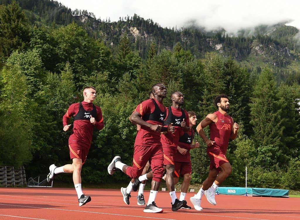 ベン・ウッドバーンのインスタグラム：「🏃‍♂️✅」
