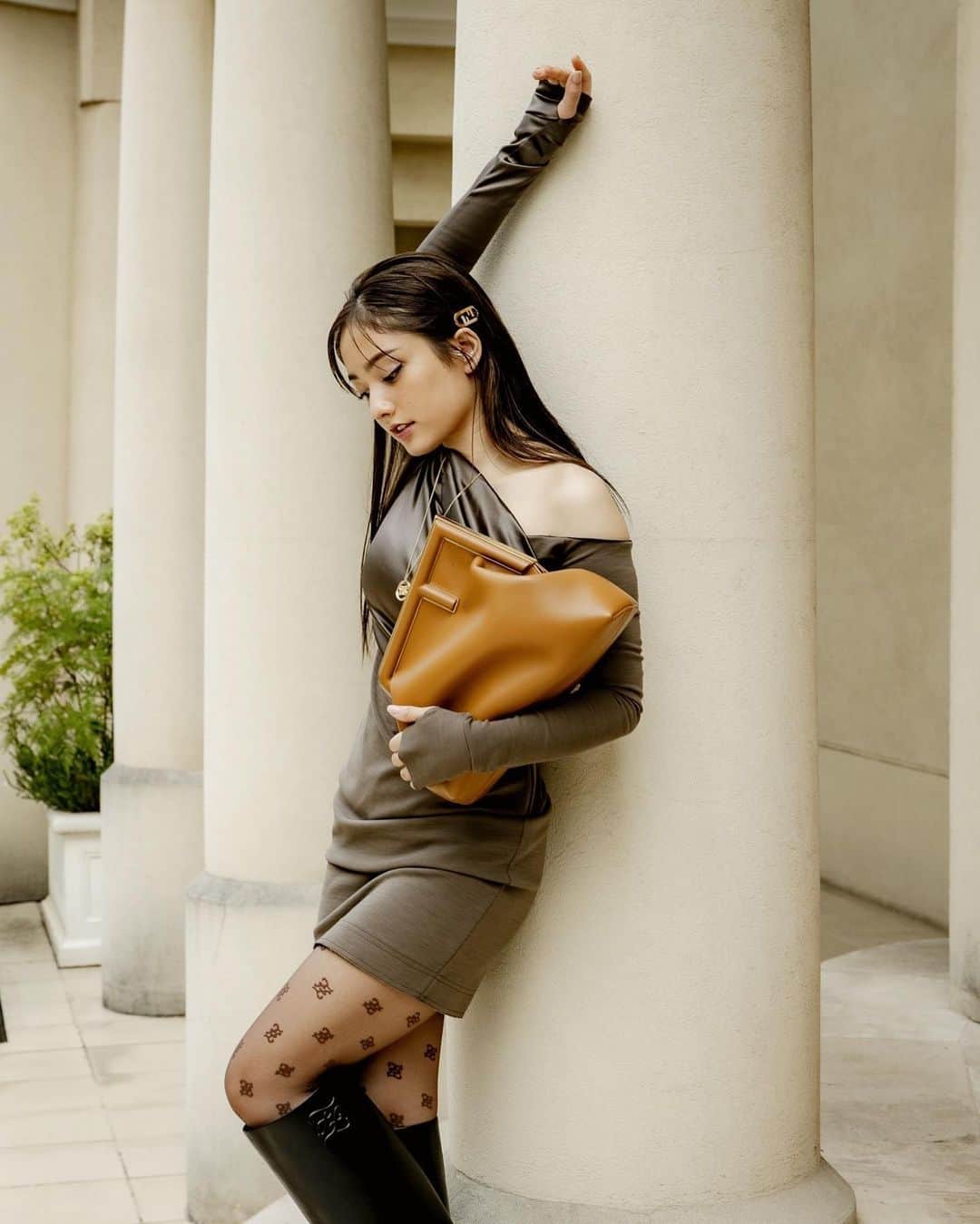 谷まりあさんのインスタグラム写真 - (谷まりあInstagram)「FENDI FIRST🖤  @fendi @mrkimjones @silviaventurinifendi  #Fendi #FendiFW21 #FendiFirst」7月15日 18時32分 - mariaaaa728