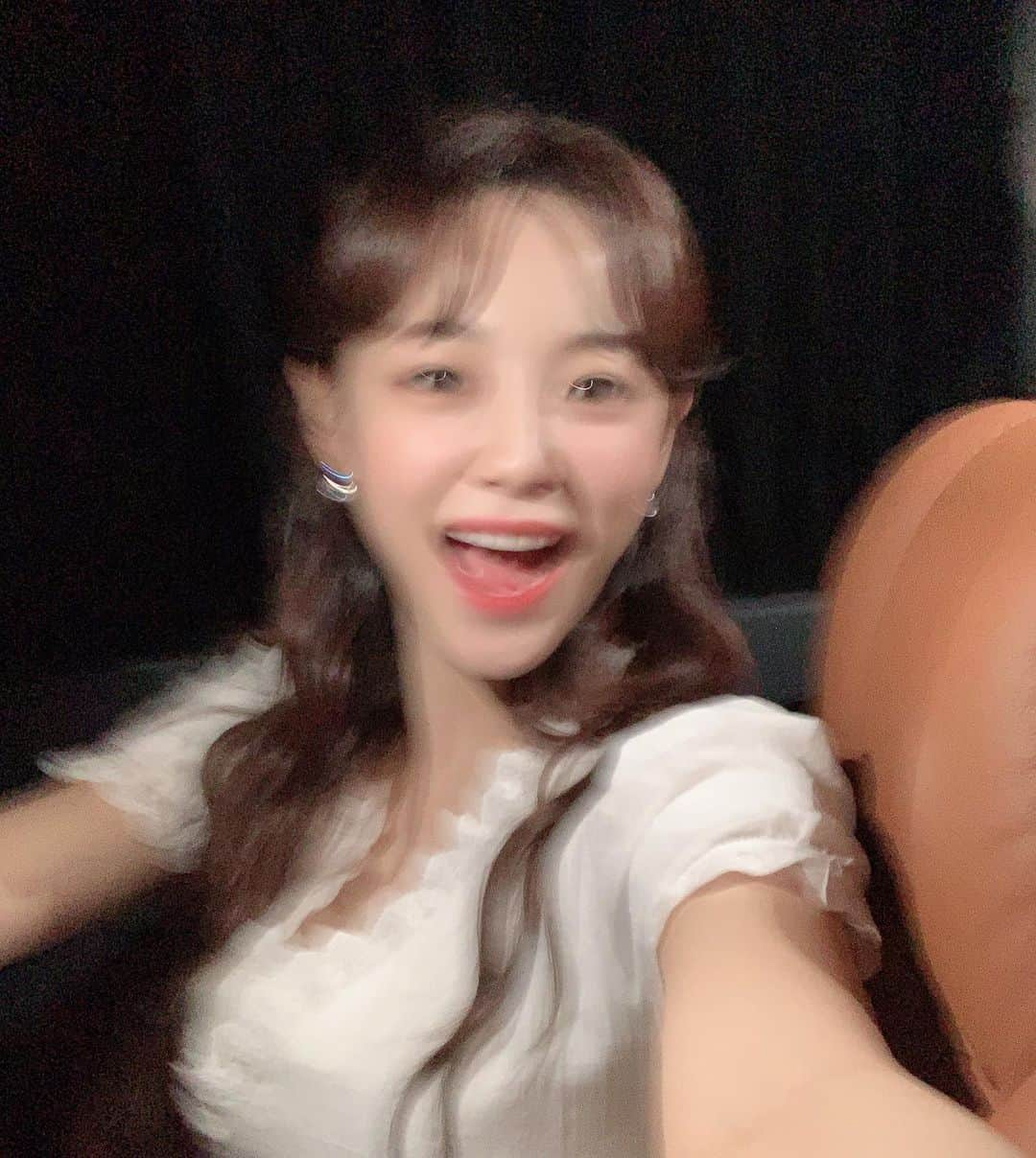 キム・セジョン（Gugudan SeMiNa）さんのインスタグラム写真 - (キム・セジョン（Gugudan SeMiNa）Instagram)「휘잉휘잉💨💨」7月15日 11時11分 - clean_0828