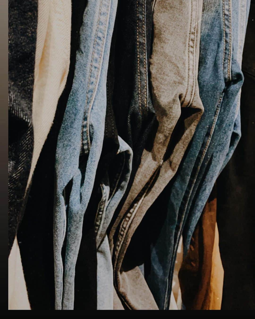 小屋春菜のインスタグラム：「早くデニム履きたい👖」