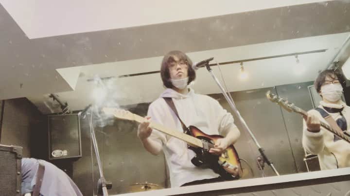 歴史は踊るのインスタグラム：「歴史は踊る　動画オフショット②」