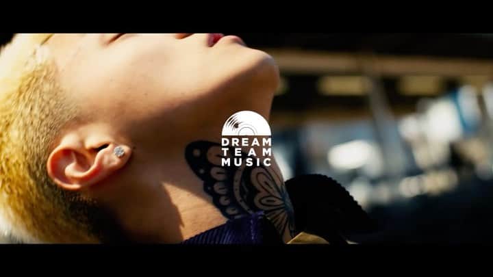 DJ RYOWのインスタグラム：「DJ RYOW / ARIGATO feat. LEX Beats by Space Dust Club  MV OUT NOW🔥  https://youtu.be/99y9MY5g4ic  Video Directed by Nasty Men$ah  "Still Dreamin'" Now on sale.  https://linkco.re/B16QZtEC」