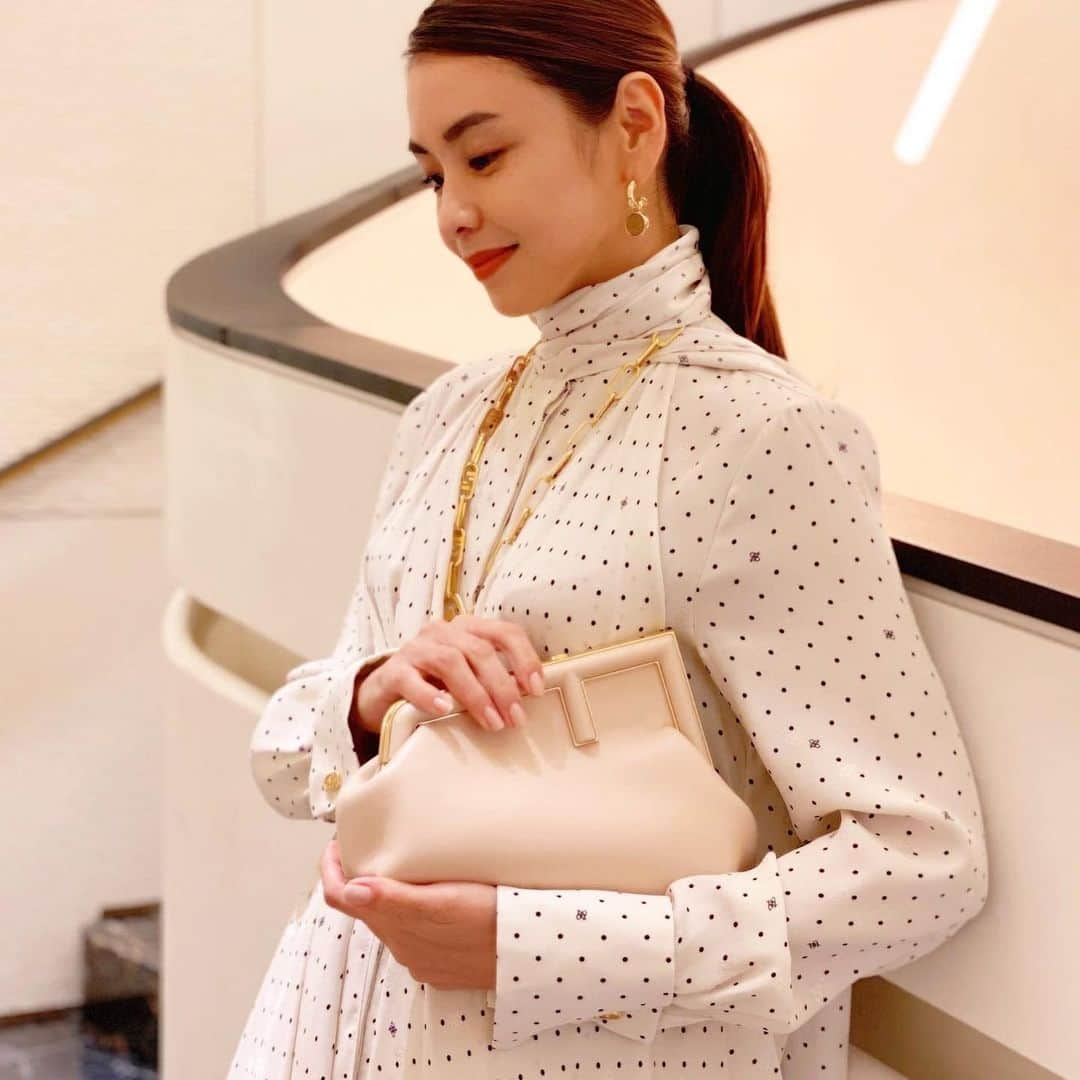 滝沢眞規子さんのインスタグラム写真 - (滝沢眞規子Instagram)「👜🖤FENDI FIRST🖤👜  #Fendi #FendiFW21 #FendiFirst」7月15日 21時03分 - makikotakizawa