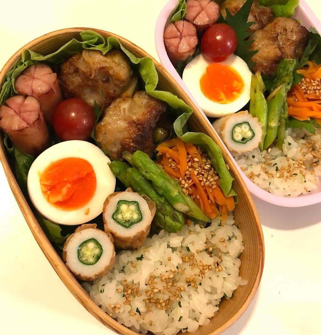 甘糟記子さんのインスタグラム写真 - (甘糟記子Instagram)「昨日のお弁当！ 揚げ焼売を冷凍ストックより(o^^o) あとは、茹で卵、ちくわオクラ、アスパラソテー、にんじんナムル、トマト、ウィンナーです(๑>◡<๑)  昨日はついに！ アンコの去勢手術でした。 結局子供を産ませることをやめたので、ならば去勢しておいた方が病気にもならないし、預ける時も安心かな？と。  オスの手術は縫合もないから抜糸もないし、日帰りで、カラーも付けなくていい、ということで、夜には無事戻ってきました(o^^o)  手術で前の日の夜からご飯を抜いてきたので、帰ってきたらめっちゃ食べてた（笑）  元気そうで安心です\(//∇//)\  #甘糟ご飯#ご飯#昼ごはん#ランチ#ランチボックス#弁当#曲げわっぱ#わっぱ弁当 #揚げ焼売#bento#lunch#lunchbox」7月16日 6時04分 - norihey924