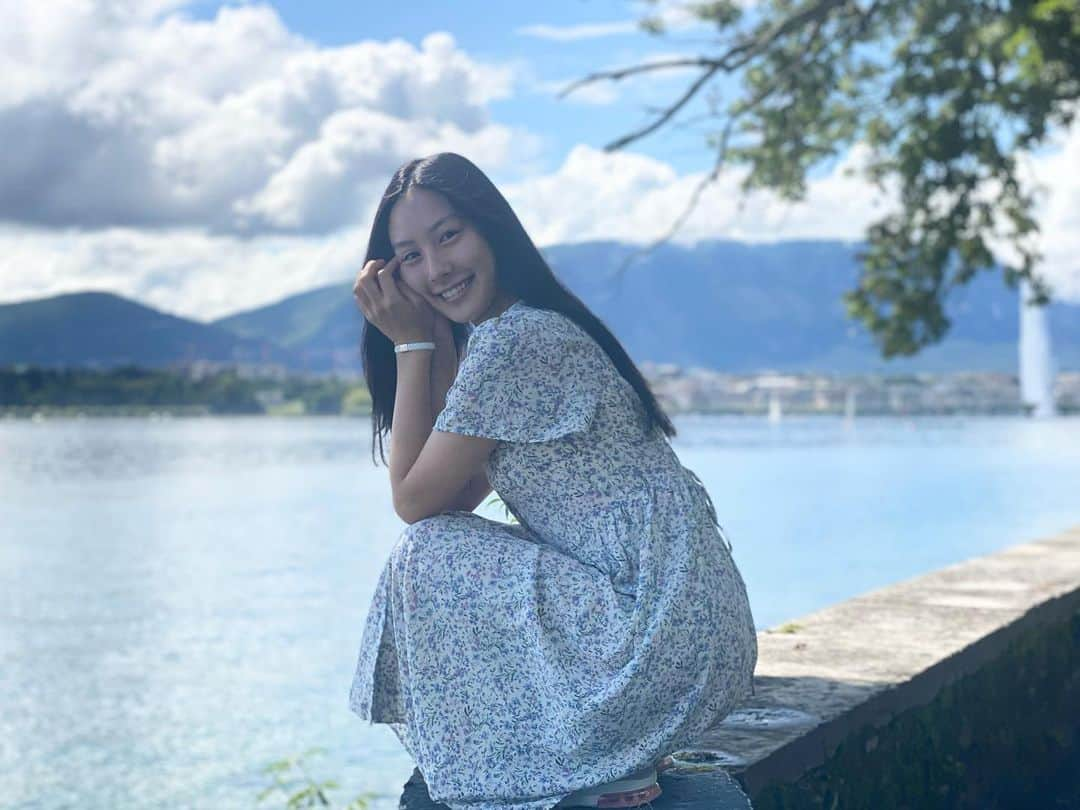 里彩のインスタグラム：「i really missed this place 🧸  #geneva #switzerland #スイス #ジュネーブ」