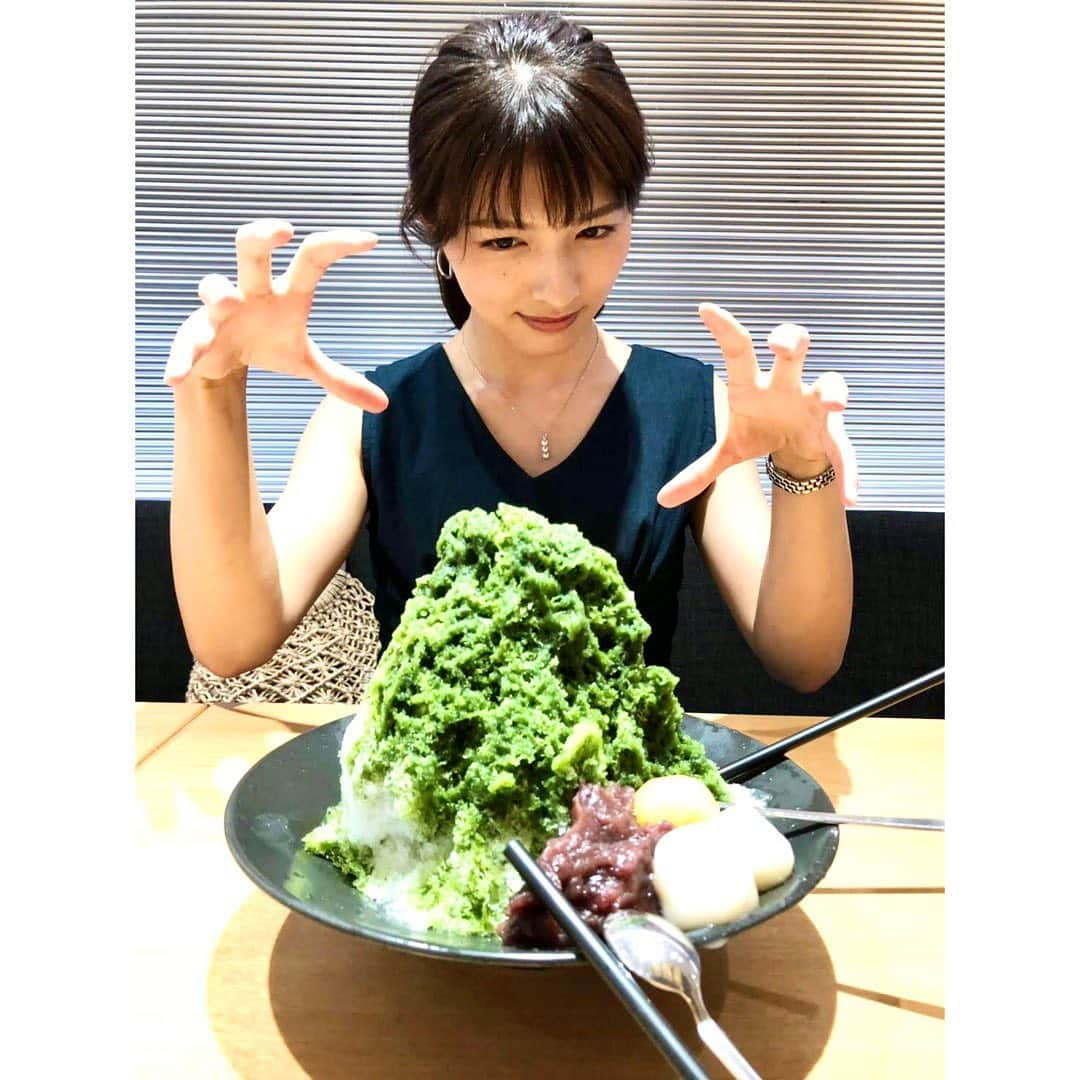 清水麻椰さんのインスタグラム写真 - (清水麻椰Instagram)「明日の #サタプラ は… 『　かき氷器　』ひたすら試してランキング🍧  どれも一緒でしょ〜と思いきや、 商品によって氷の質感、味、見た目、全然違いました😳  この夏はとっておきのかき氷器をGETしてお家で涼みましょう〜🎐  #写真は2年前　#社会人1年目の夏　photo by @sakiko_nojima」7月16日 22時48分 - mayasmz