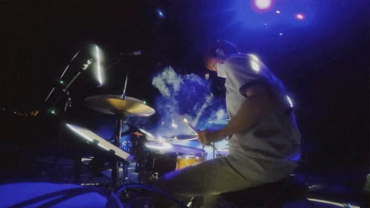 玉城裕未のインスタグラム：「🥁  #drums #外音の回り込みエグい」