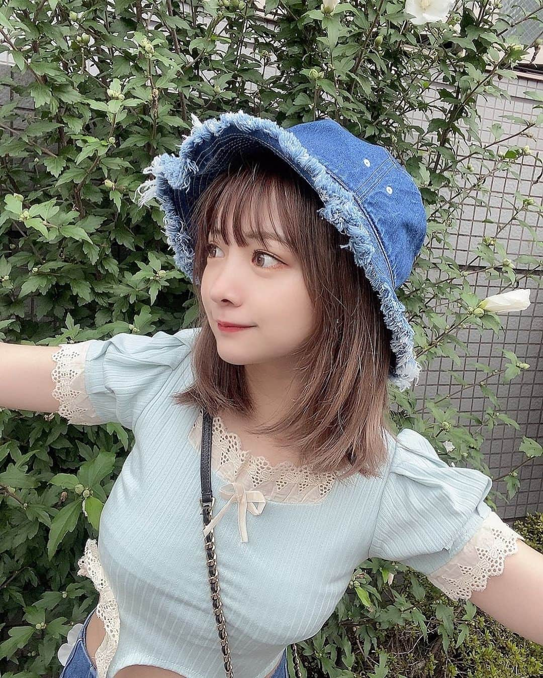 平松可奈子さんのインスタグラム写真 - (平松可奈子Instagram)「夏が来たんでないの〜？ 浴衣着たいっ👘 . みんなの夏の楽しみはなんですか？ . #kanacofashion  #ca4la  #韓国ファッション  #セミロング　#chanel  #お腹痩せ」7月16日 21時36分 - 11kanaco14