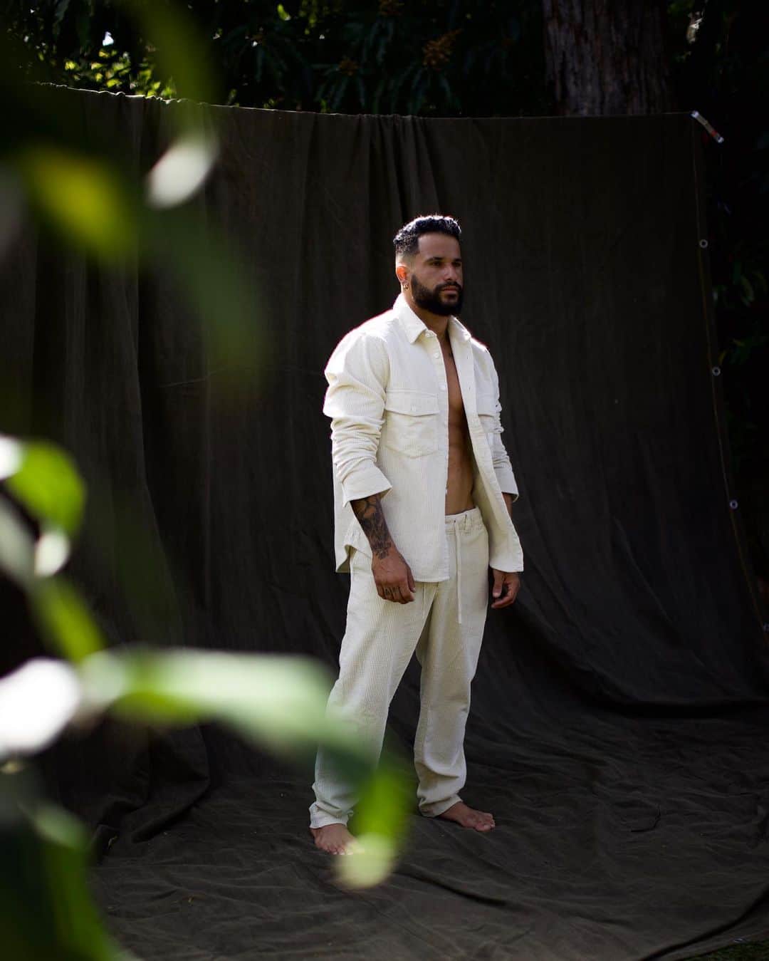 イタロ・フェレイラさんのインスタグラム写真 - (イタロ・フェレイラInstagram)「“ o outro lado da moeda “ 🪙  -  Fotos: @rodrigomarquesphoto  @gajustyling @vanvansena @mocoto @ci_santtos」7月16日 21時43分 - italoferreira