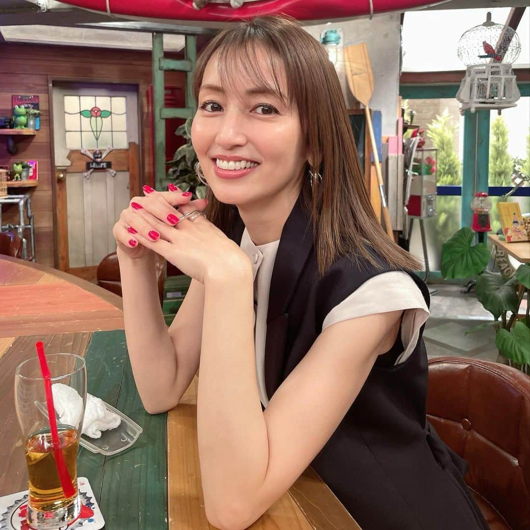 矢田亜希子さんのインスタグラム写真 - (矢田亜希子Instagram)「【オンエア】 2021年7月17日(土)14：28〜14：57 関西テレビ『おかべろ』  2021年7月18日(日)25：30〜26：00 フジテレビ『おかべろ』 #おかべろ#関西テレビ#フジテレビ#楽しすぎました収録 衣装は @cefinnstudio @celford_official @stylings_official @blanciris_official」7月16日 21時57分 - akiko_yada