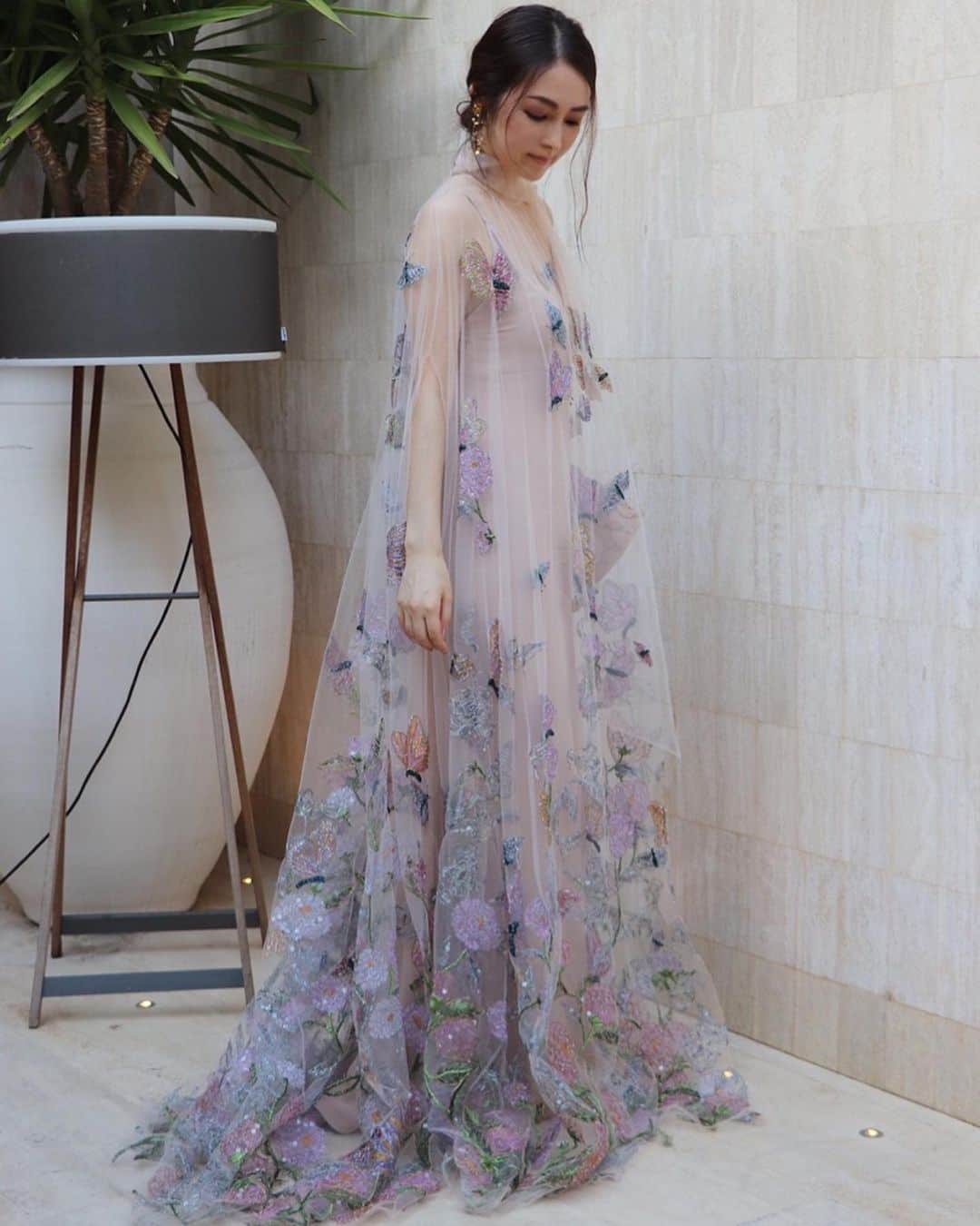 霧島れいかのインスタグラム：「✴︎Drive my car✴︎ 〜Cannes film festival2021〜  Thank you for everything❤︎  #dress @maisonvalentino  #accessory @mncro_monshiro  #hair @asami6136  #photo by  my manager 〔nanako kaneko〕  #drivemycar #cannes2021  #cannesfilmfestival  #valentino#monshiro」