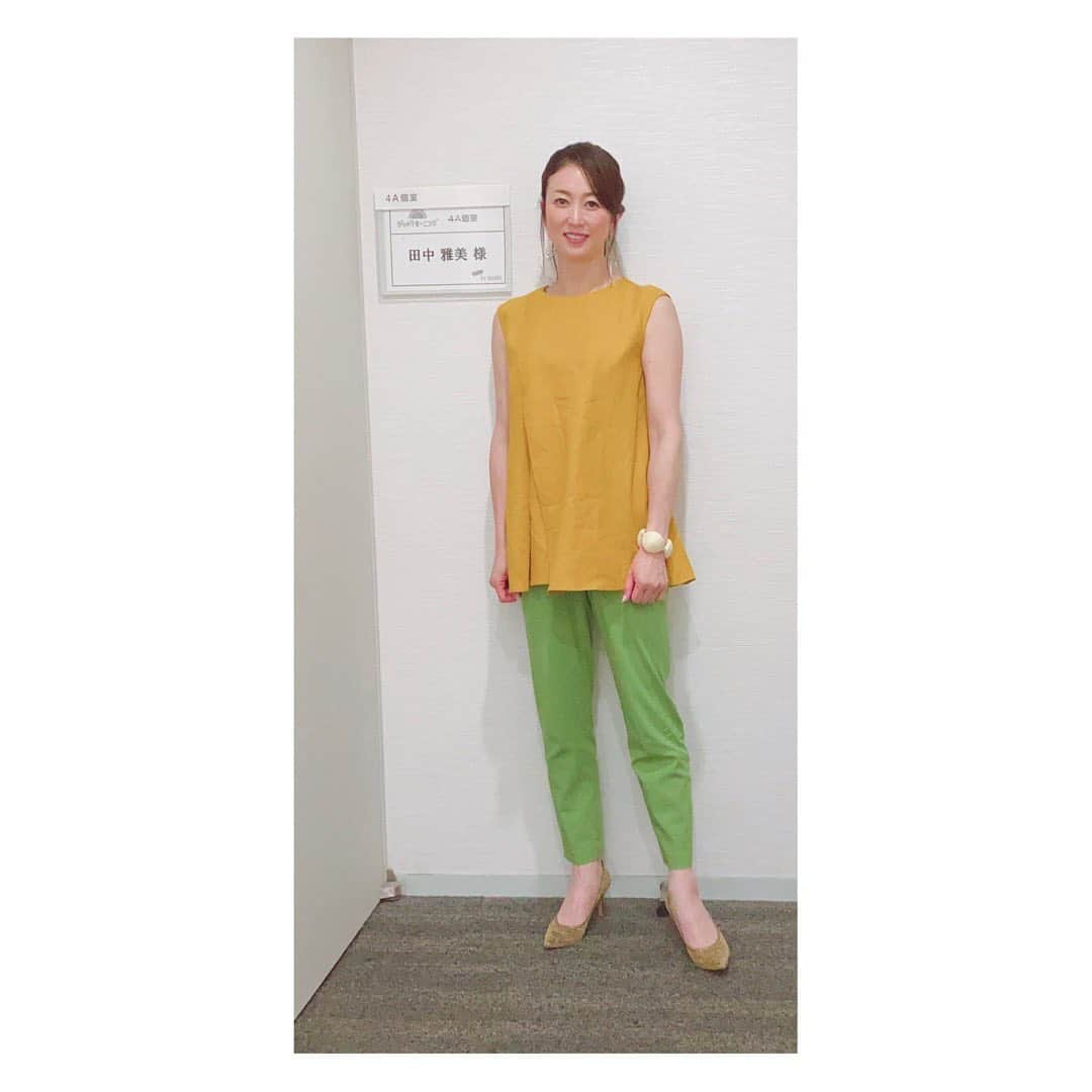 田中雅美さんのインスタグラム写真 - (田中雅美Instagram)「7月14日のテレビ朝日「グッドモーニング」で着用した衣装はこちらでした。  ・ ・  トップス #damacollection  パンツ @fuerte_online  アクセサリー @abiste_official  シューズ @dianashoespress  #テレビ朝日 #グッドモーニング #衣装 #またリモートになってしまいました」7月16日 19時33分 - tanakamasami_official