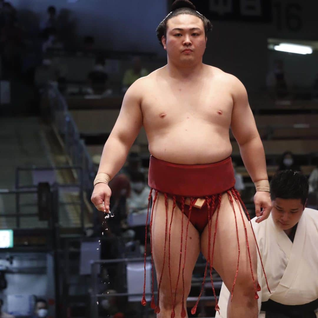 日本相撲協会さんのインスタグラム写真 - (日本相撲協会Instagram)「名古屋場所十三日目  優勝争いは全勝 白鵬、照ノ富士の2人にしぼられました！  両力士の他に、十両力士も紹介します！  @sumokyokai  #大相撲 #sumo #相撲 #力士 #お相撲さん #japanphoto #sumowrestlers #japanculture  #7月場所 #七月場所 #名古屋場所 #名古屋 #ドルフィンズアリーナ　#照ノ富士　#白鵬　#豊昇龍　#千代丸　#一山本　#豊山　#翠富士　#水戸龍　#魁勝　#炎鵬」7月16日 19時43分 - sumokyokai